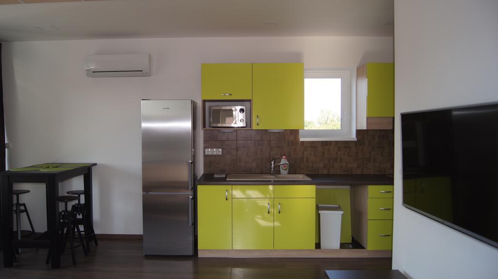 Apartman Panorama Štúrovo Esterno foto