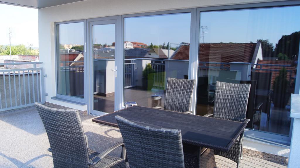 Apartman Panorama Štúrovo Esterno foto