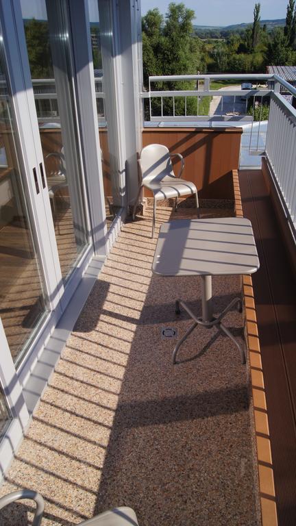 Apartman Panorama Štúrovo Esterno foto